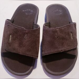 OluKai Ohana Brown Suede Slides Mens Size 9